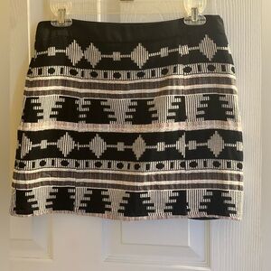 Pattern mini skirt